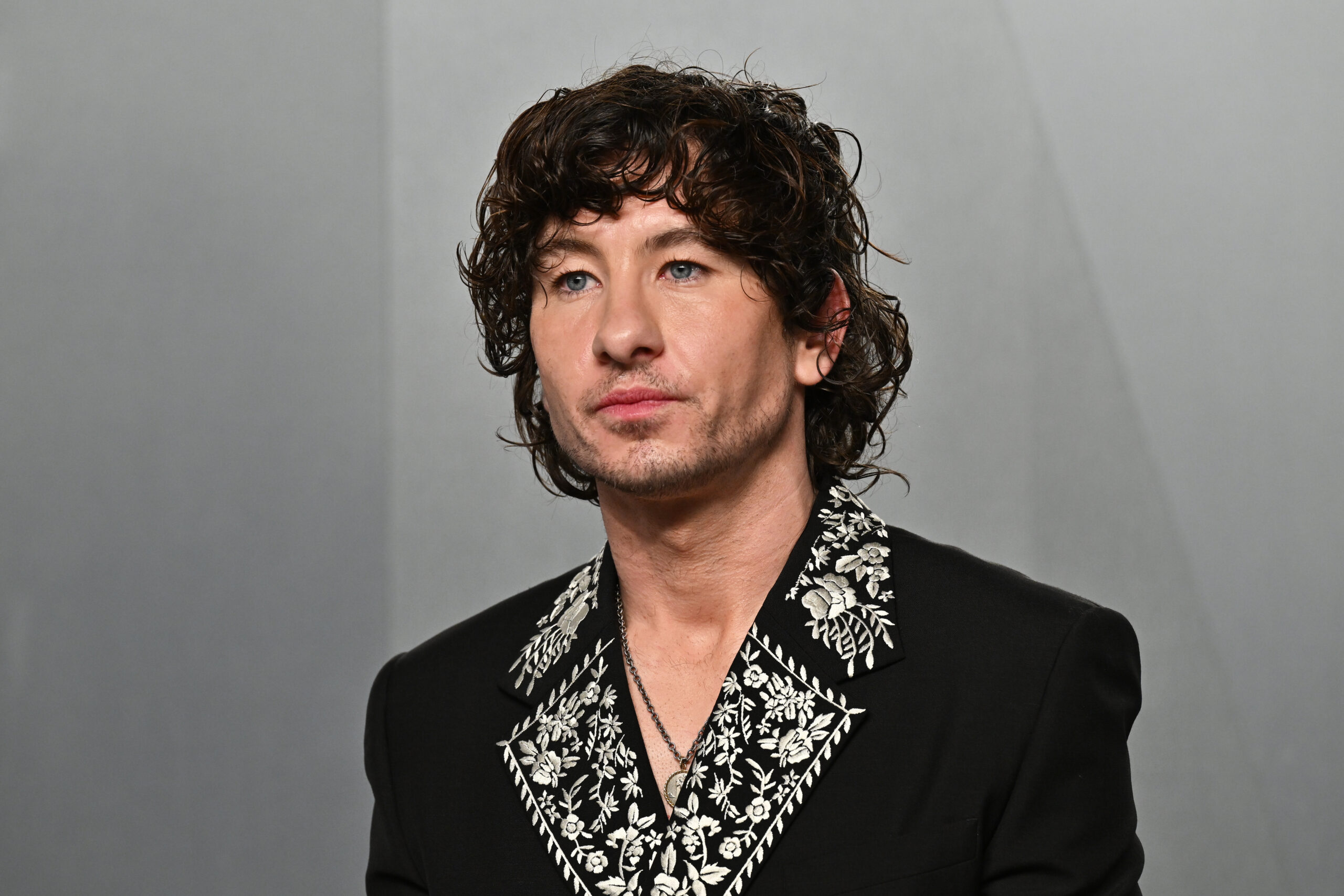 barry-keoghan-revealed-how-he-faced-rumors-of-infidelity-with-his-ex-sabrina-chippie