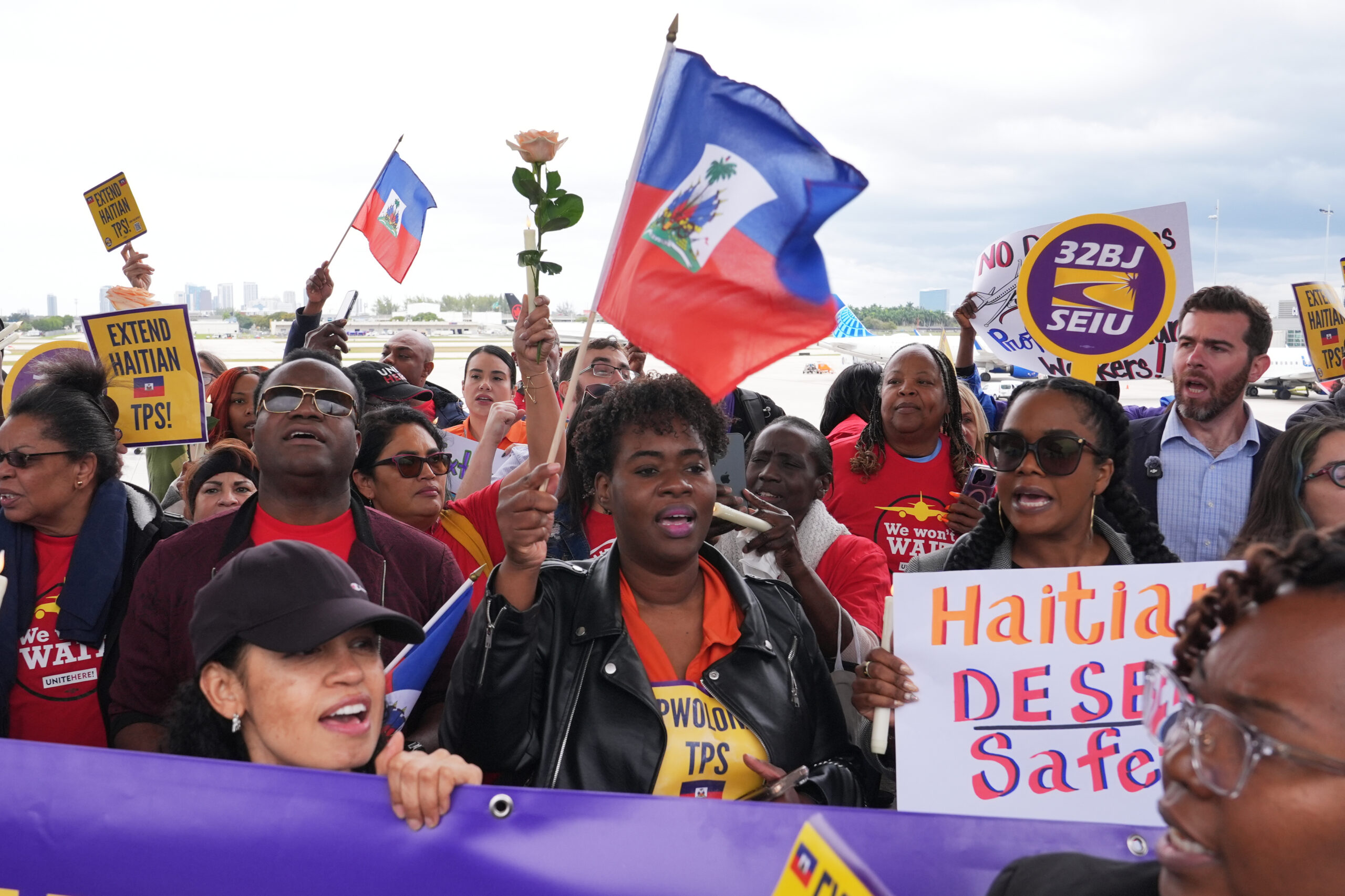 supreme-court-hears-arguments-on-trump’s-power-to-end-tps