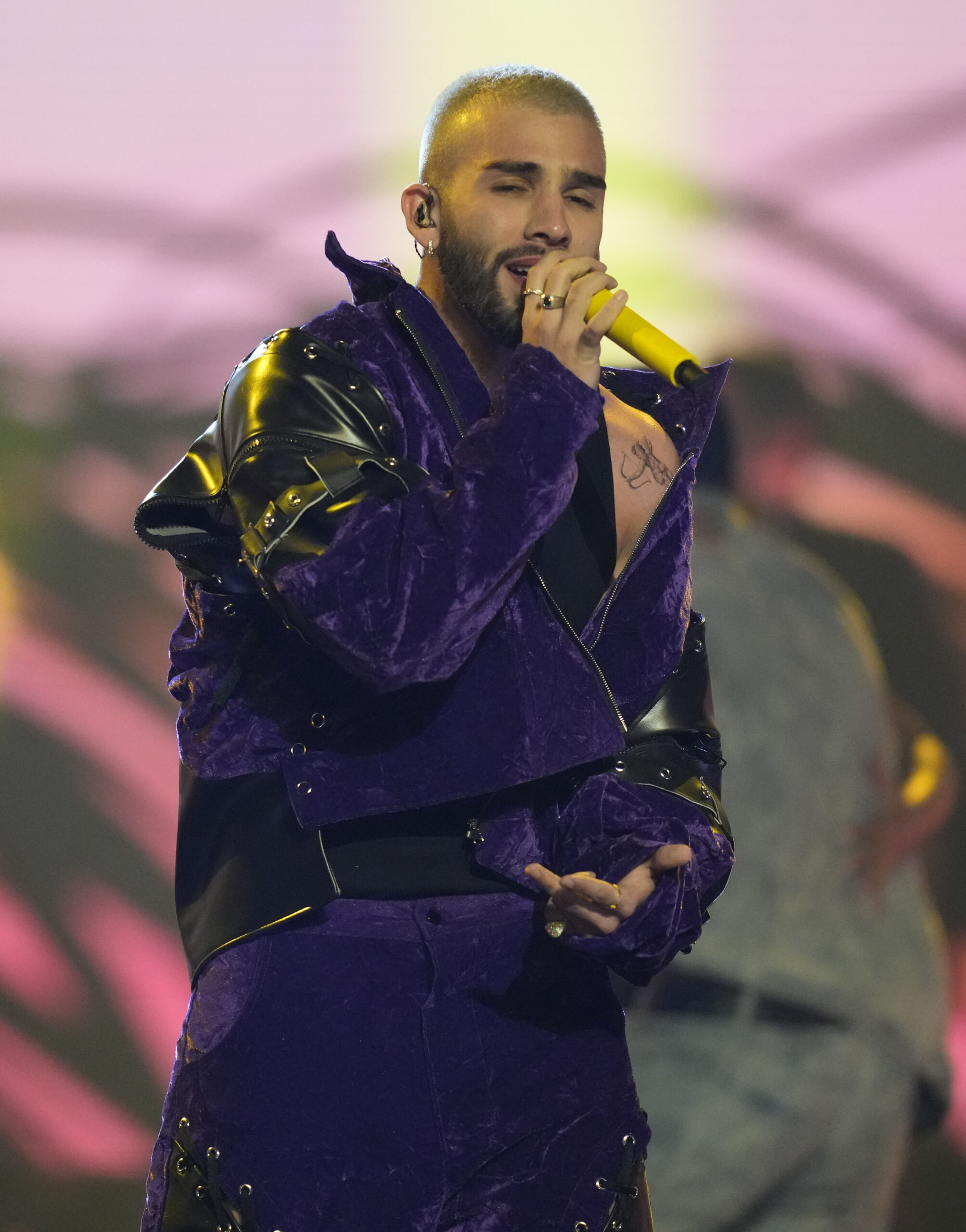 is-manuel-turizo-one-of-the-most-complete-latin-artists?-look-at-its-evolution