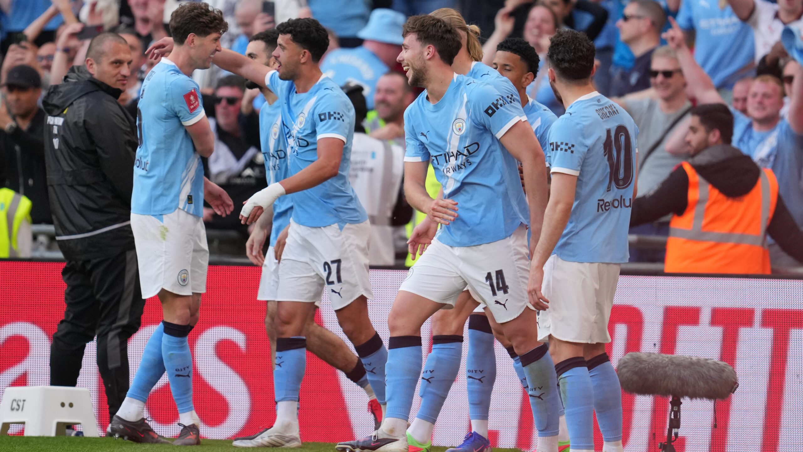 manchester-metropolis-qualified-for-the-fa-cup-final-thanks-to-a-great-goal-from-nico-gonzalez