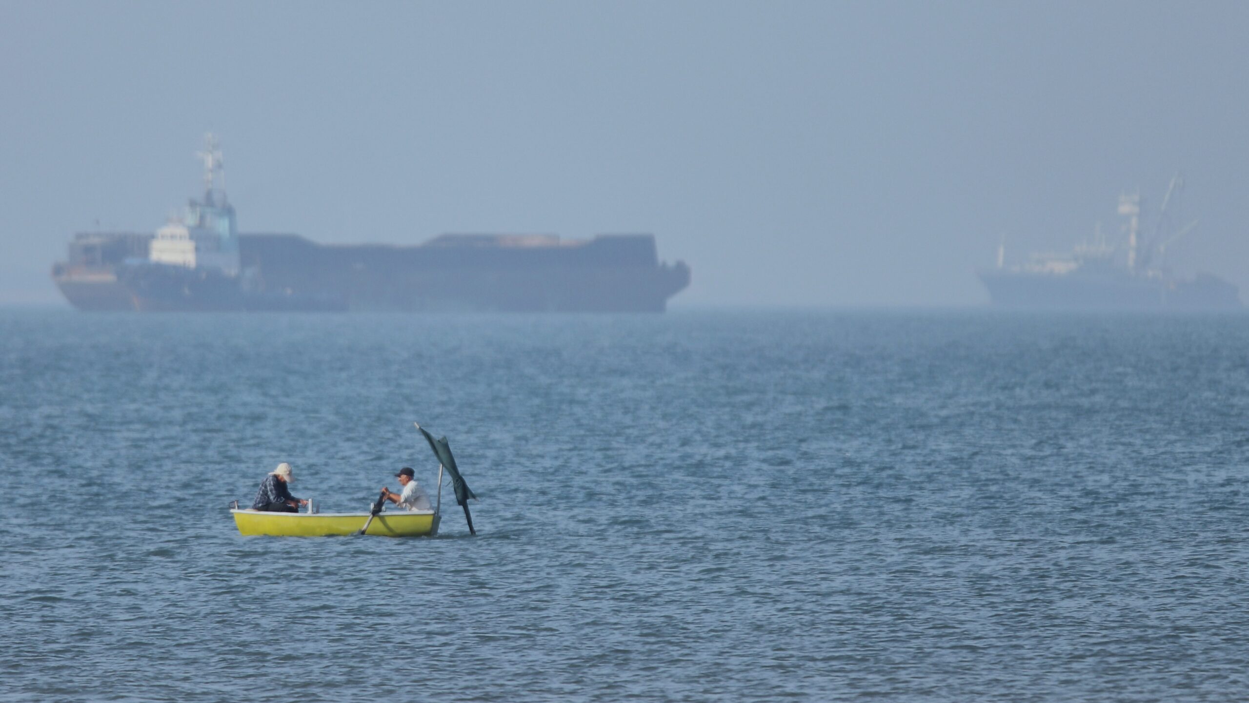 the-us-denies-impacts-on-its-military-ships-during-transit-through-hormuz