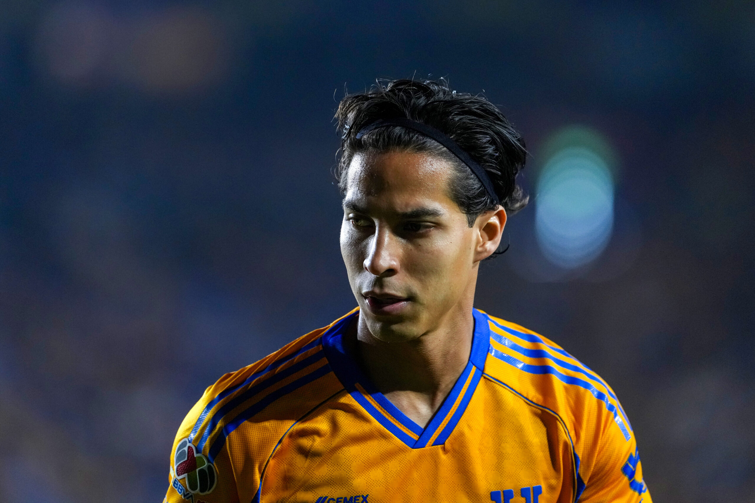 diego-lainez-compares-not-being-called-up-by-mexico-to-the-world-cup-with-buying-cars