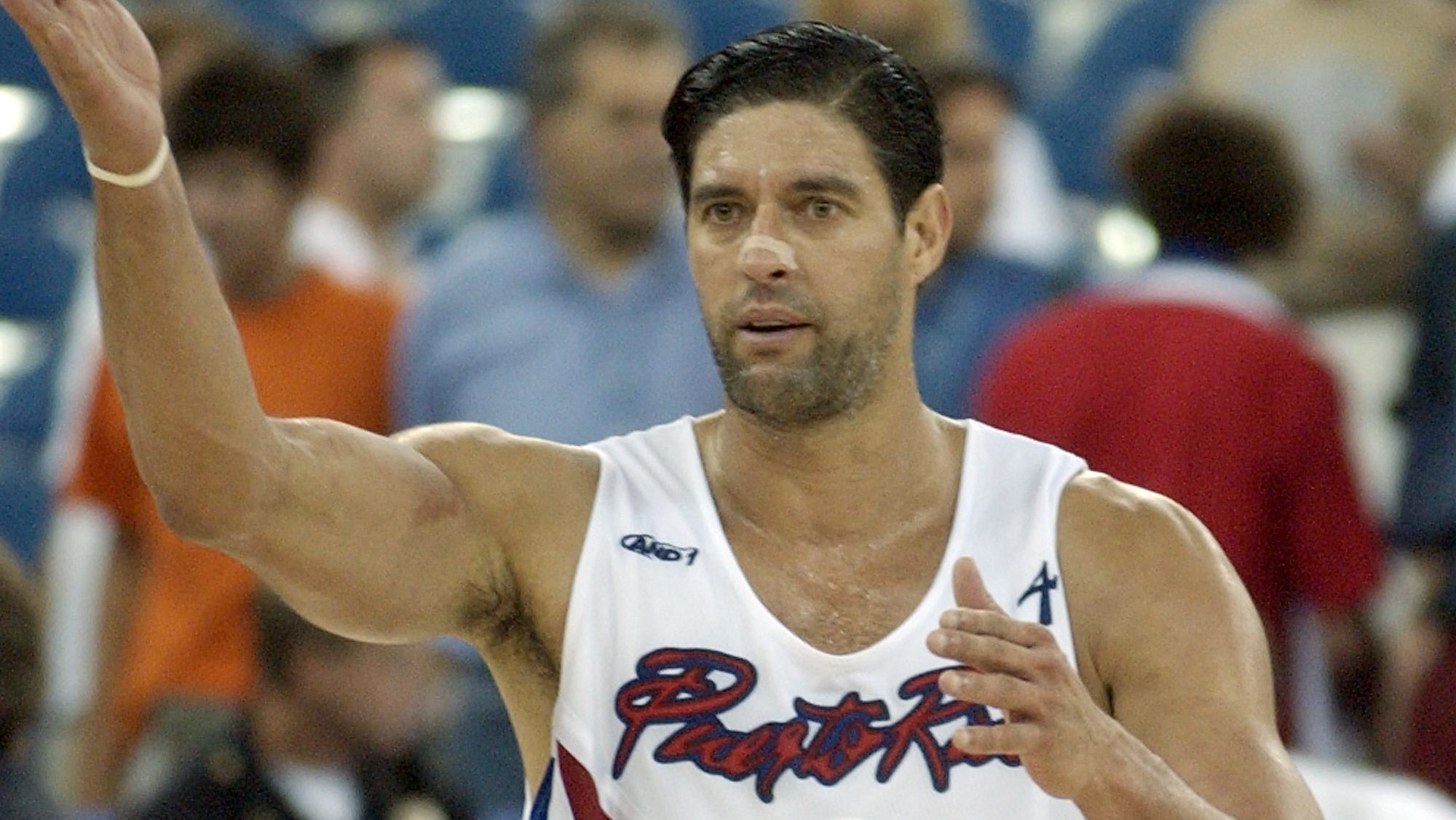 jose-“piculin”-ortiz,-puerto-rican-basketball-legend,-dies-at-62