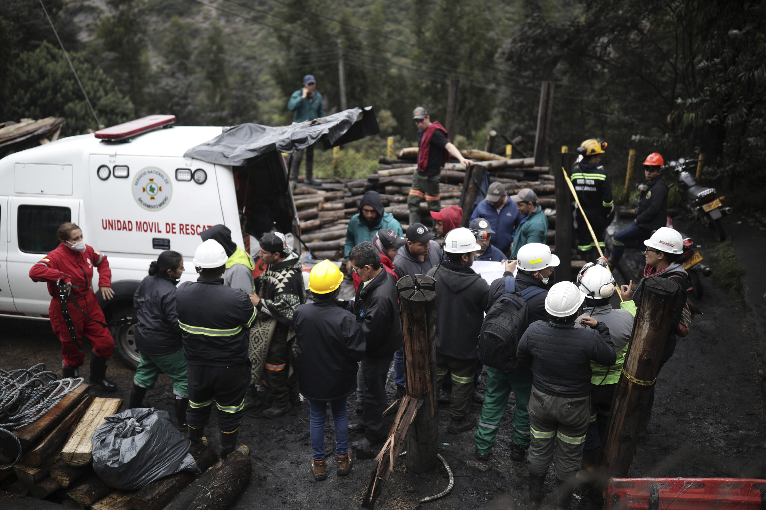 death-of-nine-miners-confirmed-and-six-rescued-after-explosion-in-colombia